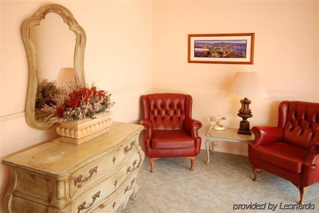 The Belmore Apartments Hotel Wollongong Room photo