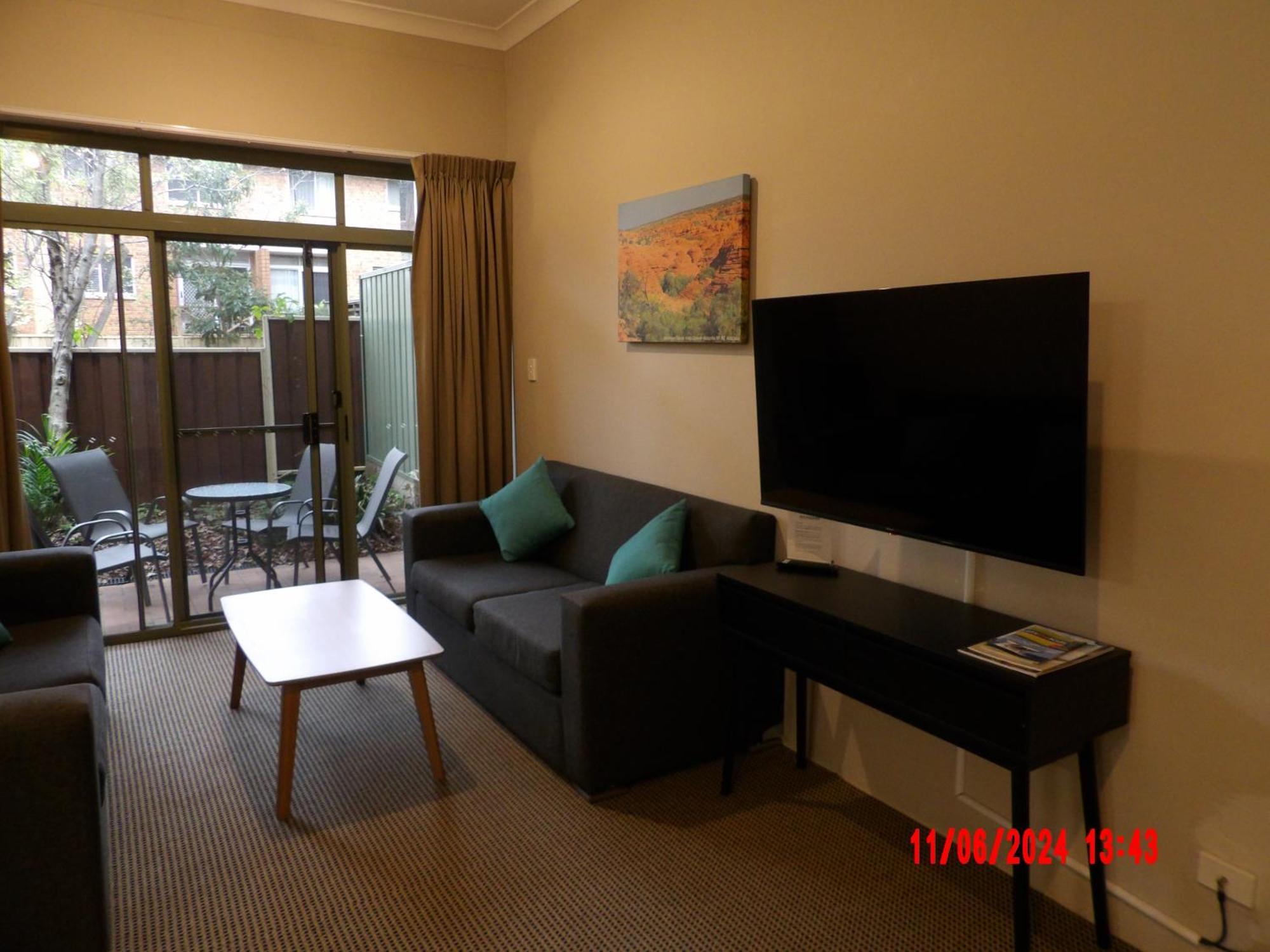The Belmore Apartments Hotel Wollongong Exterior photo