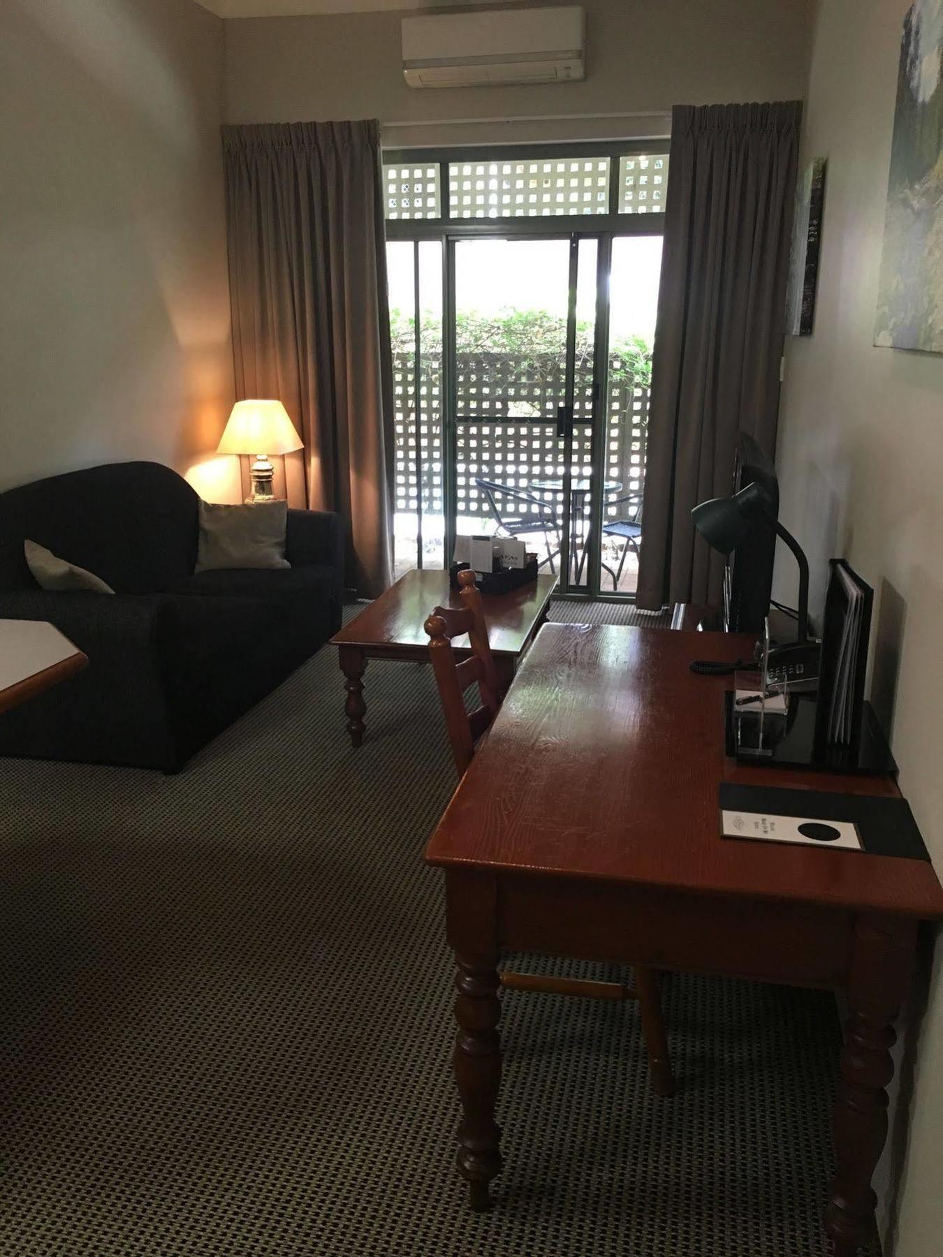 The Belmore Apartments Hotel Wollongong Exterior photo