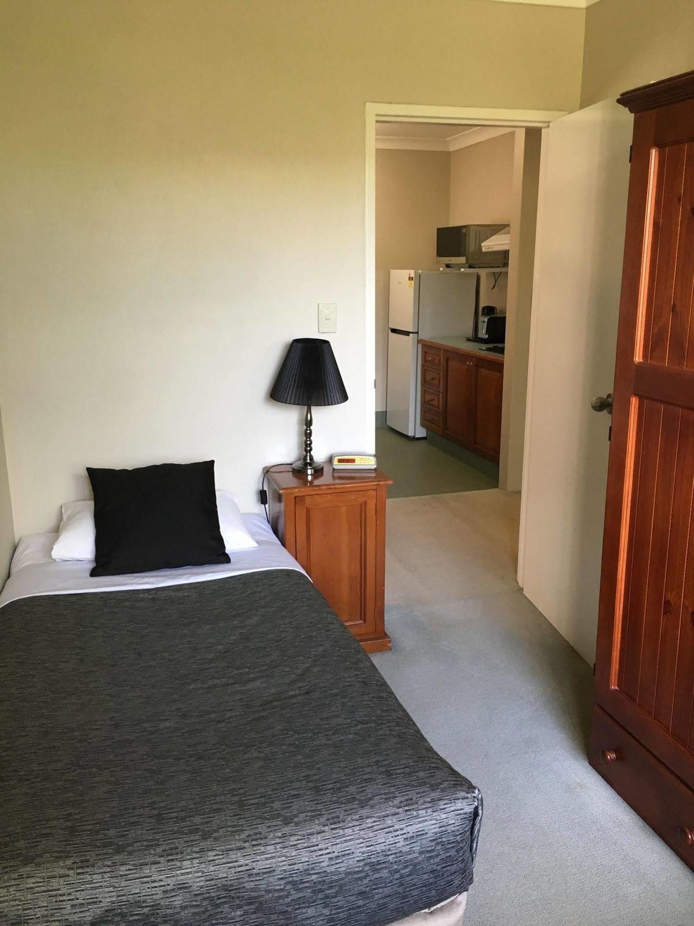 The Belmore Apartments Hotel Wollongong Exterior photo